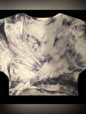 Women's Tie-Dye Wrap or knot Crop top